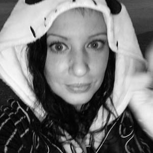 Meet your Posher, Heidi